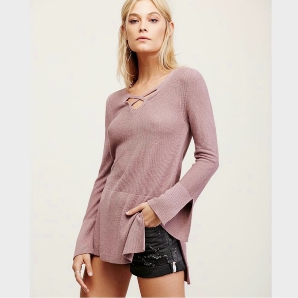 FREE PEOPLE | Mauve Criss Cross Neckline Knit Tunic Pullover Sweater Sz.Small - Picture 2 of 7